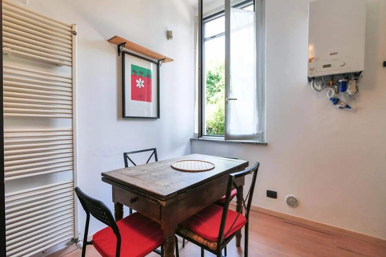Primopiano - Pellegrino Rossi B Apartman Milánó