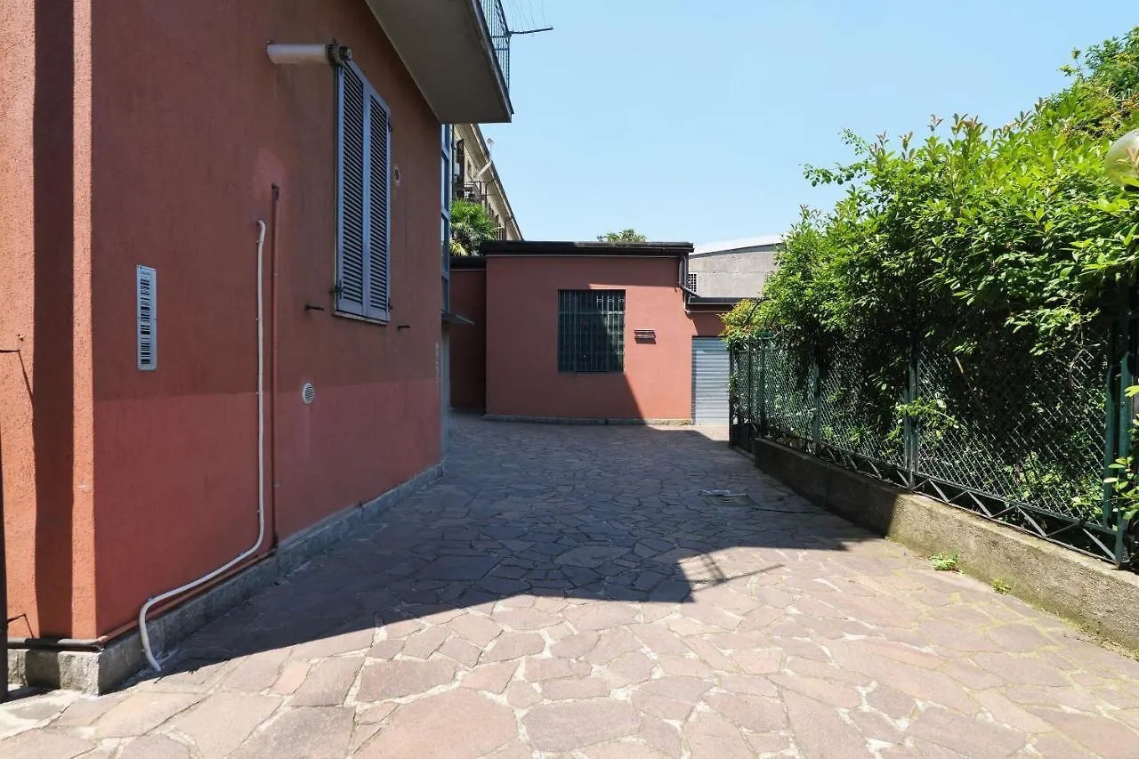 Primopiano - Pellegrino Rossi B Apartman Milánó